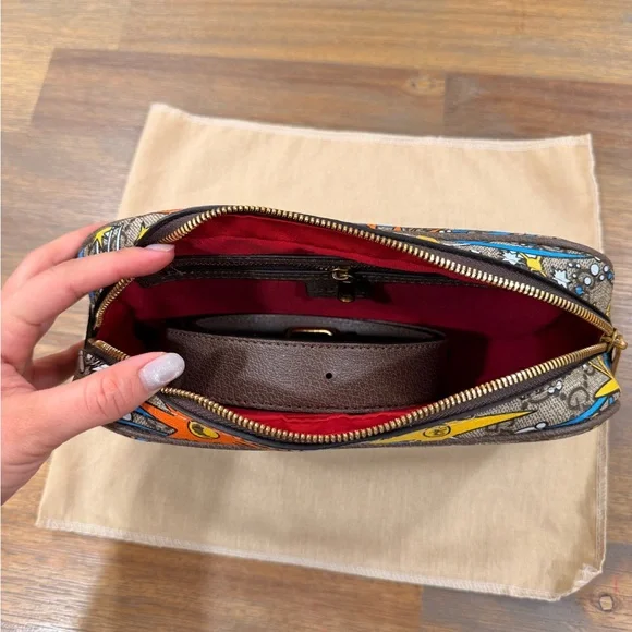 Gucci x Disney Donald Duck GG Supreme Belt Bag - Picture 3 of 5